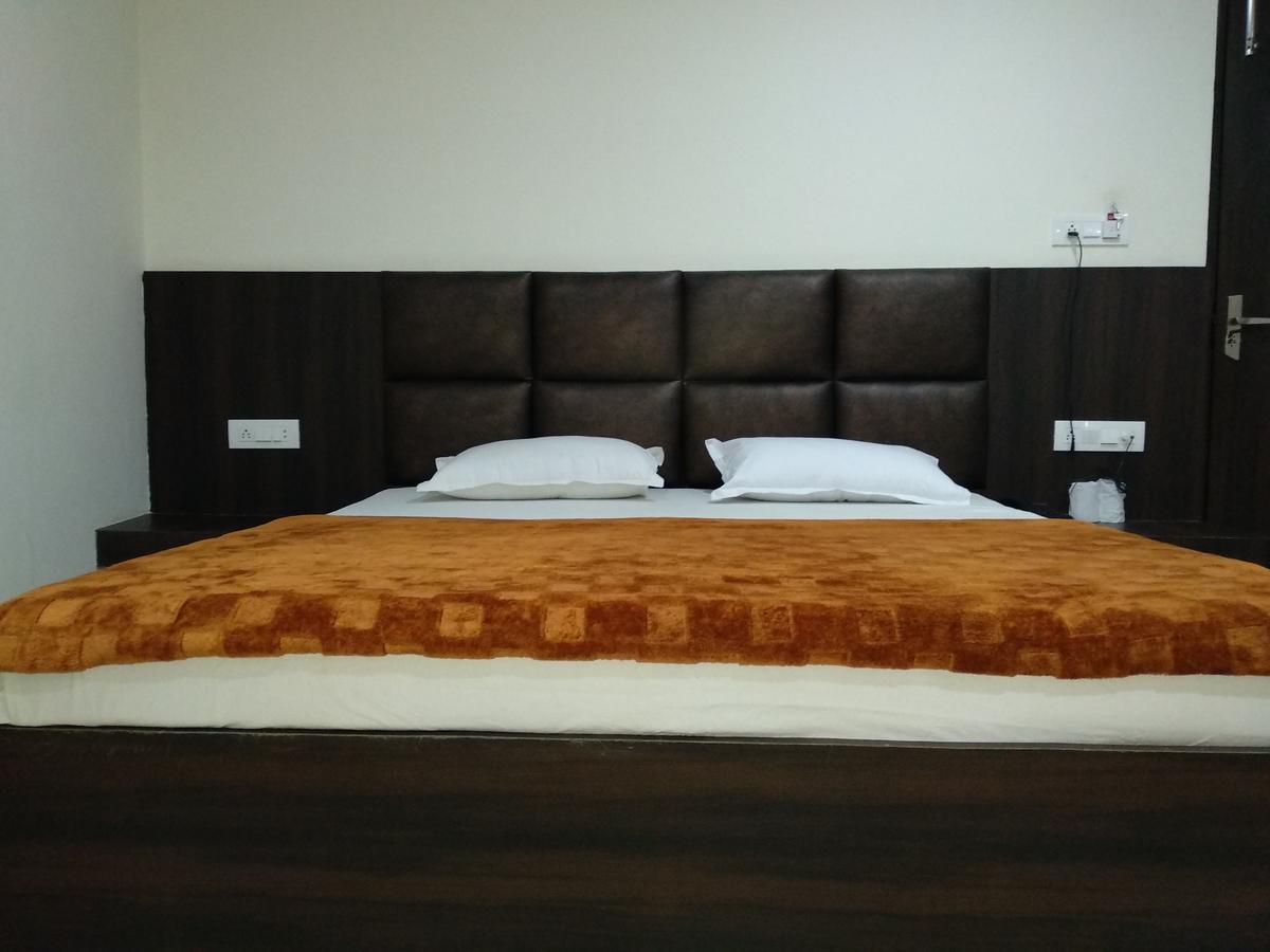 Oyo 60976 Hotel Shree Ji Morena 외부 사진