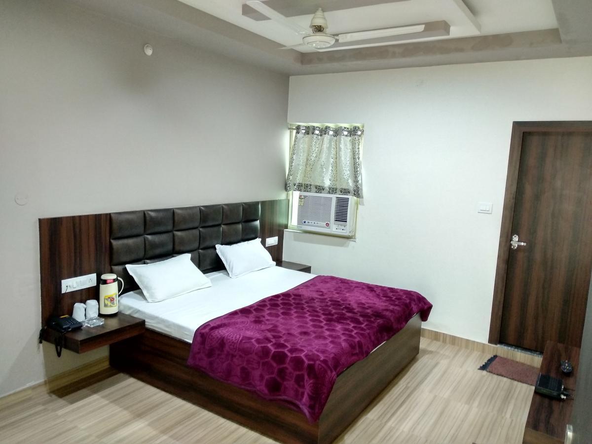 Oyo 60976 Hotel Shree Ji Morena 외부 사진