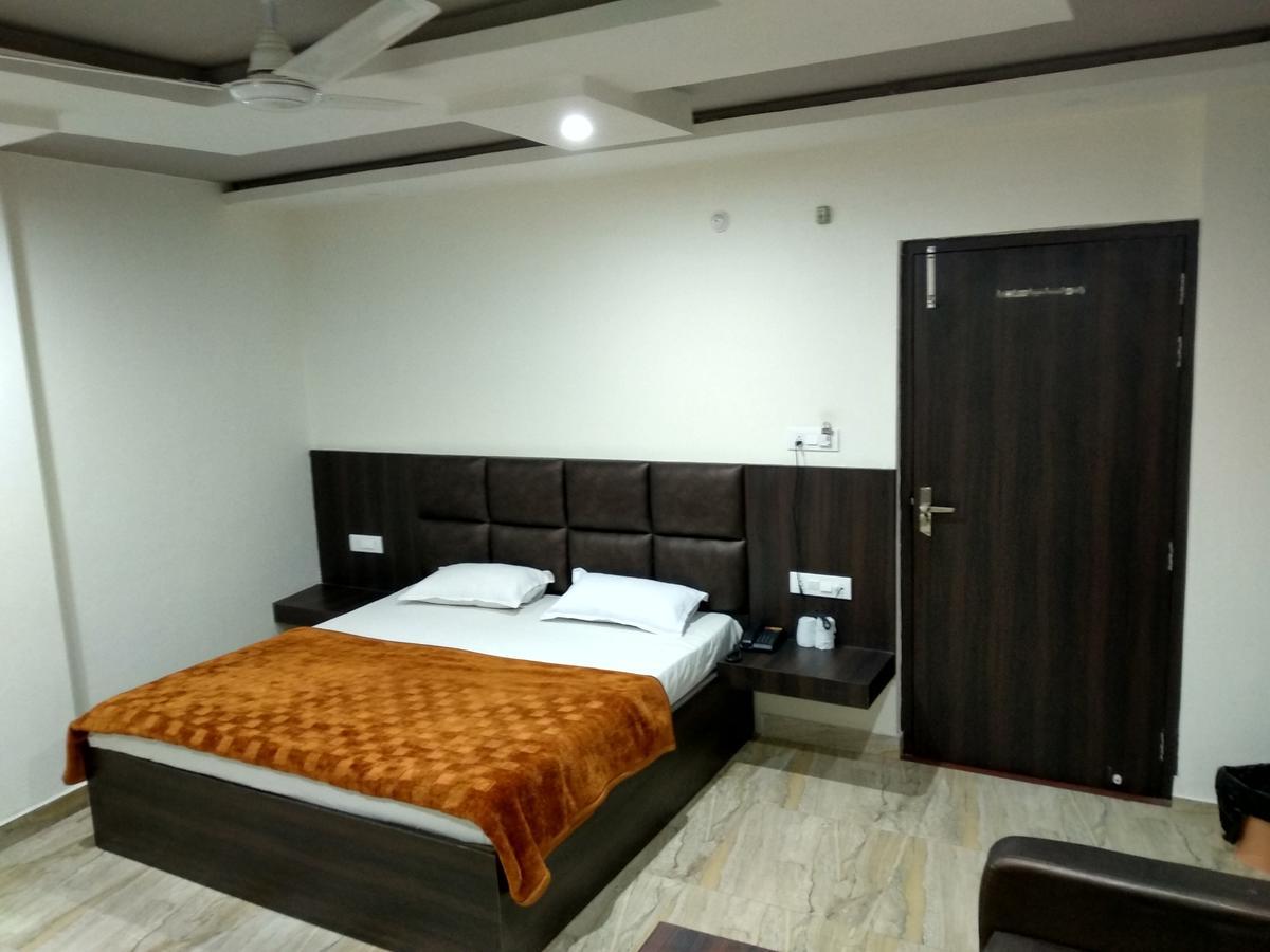Oyo 60976 Hotel Shree Ji Morena 외부 사진