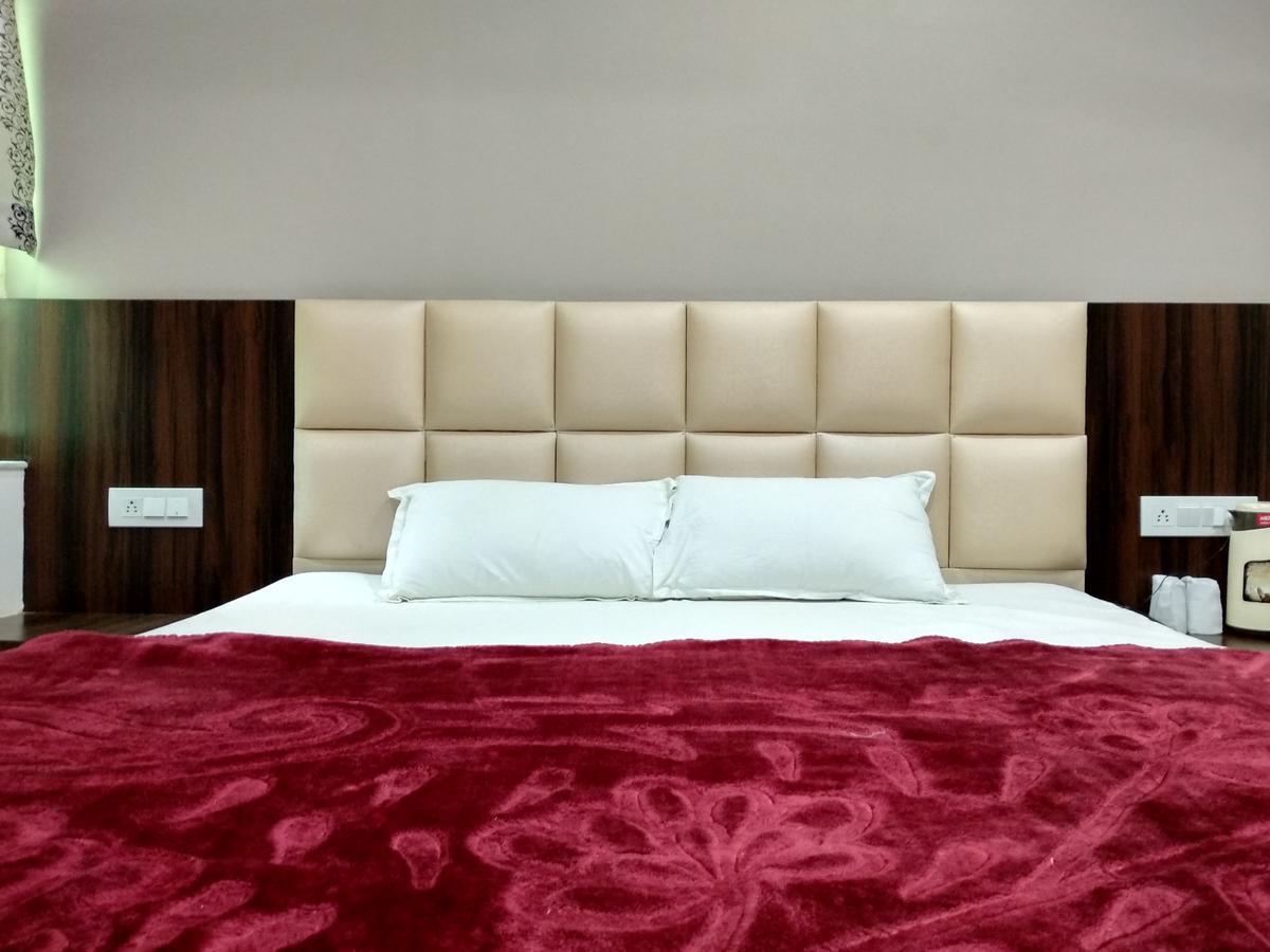 Oyo 60976 Hotel Shree Ji Morena 외부 사진